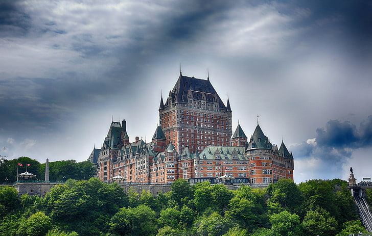 chateau