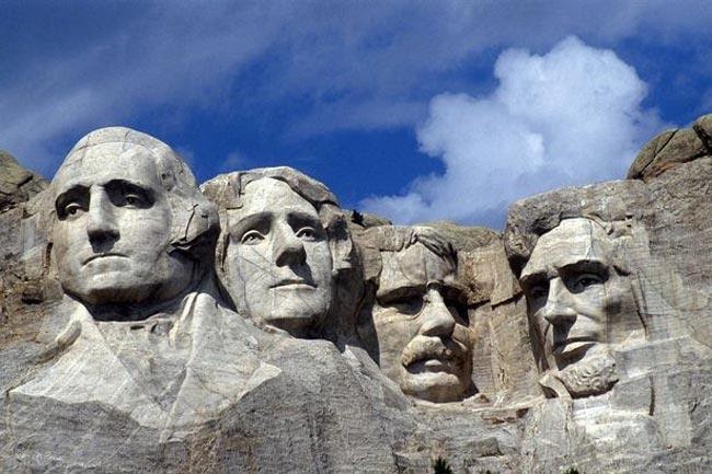 GeorgeWashingtonStatue1