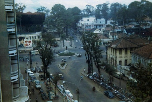 duong pho saigon50