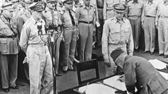 le ky ket dau hang My Nhat 1945