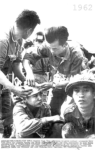 van hoa tu binh3
