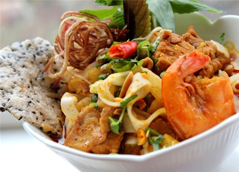 mi quang