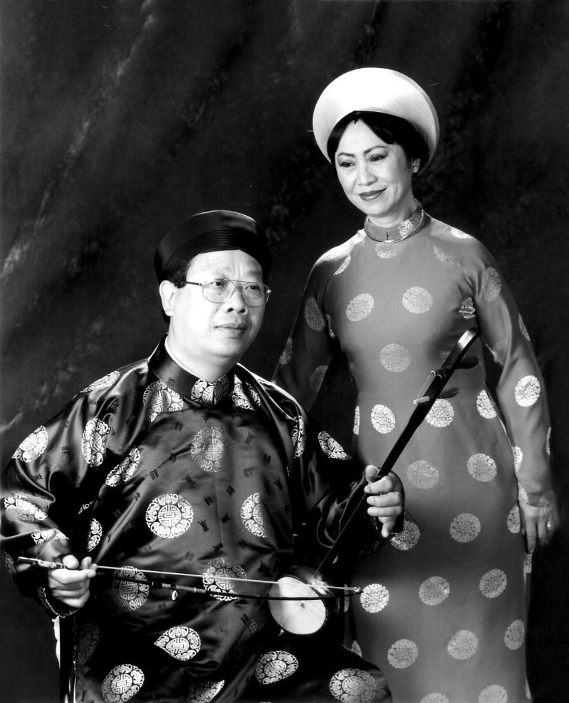 pic 2 vo chong tqh by copy