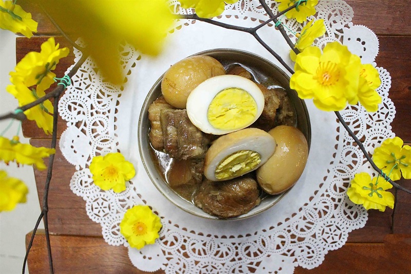 thit kho tau
