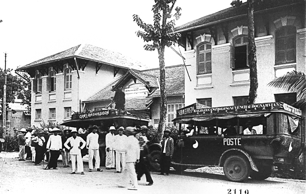 phuong tien chuyen thu thoi xua